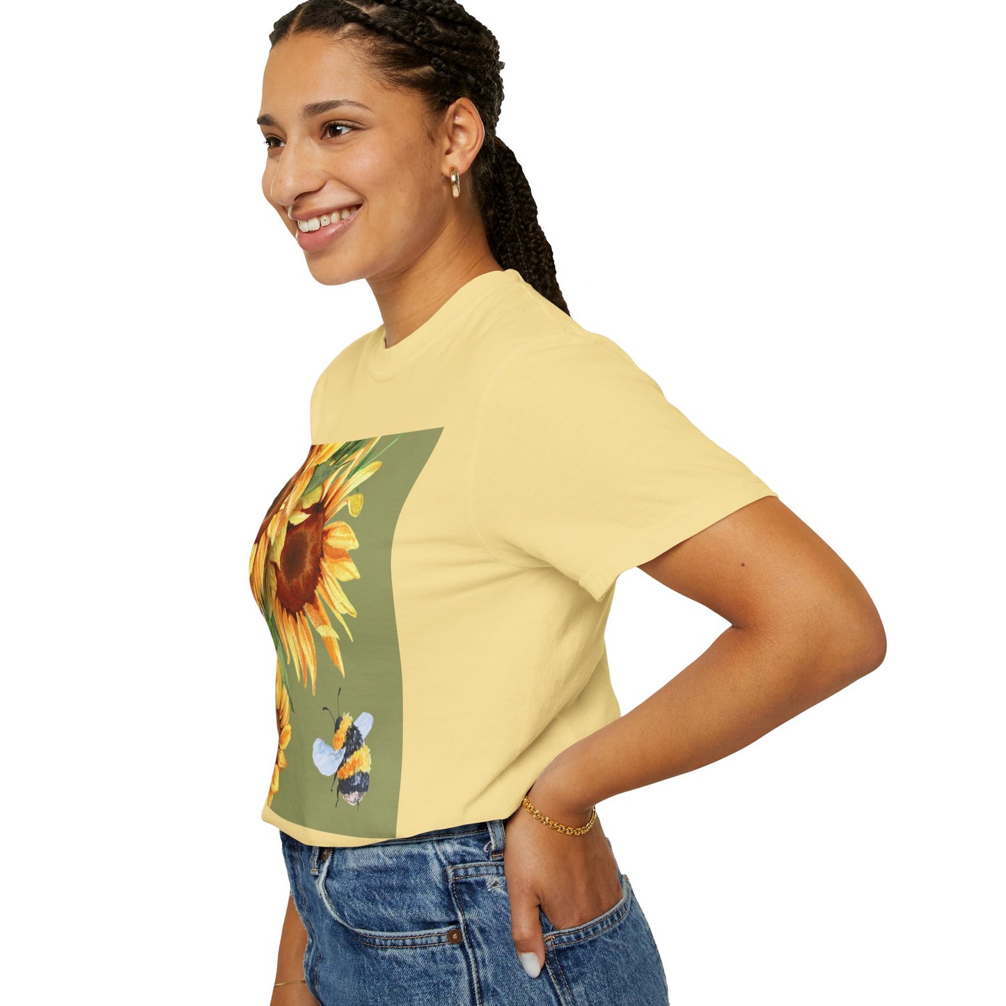 Bee 3 Unisex Garment-Dyed T-shirt